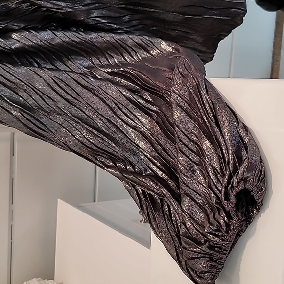 Shimmering Dark Silver Blouson Blouse - Picture 3 of 11